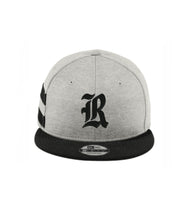 Load image into Gallery viewer, New Era Snapback Old English R Hat